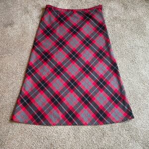 Plaid A-Line Midi Skirt - Red and Black Preppy, collegiate, Academia, Y2K